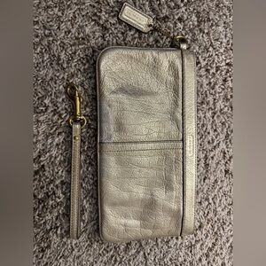 Y2K white gold Leather Clutch Wristlet